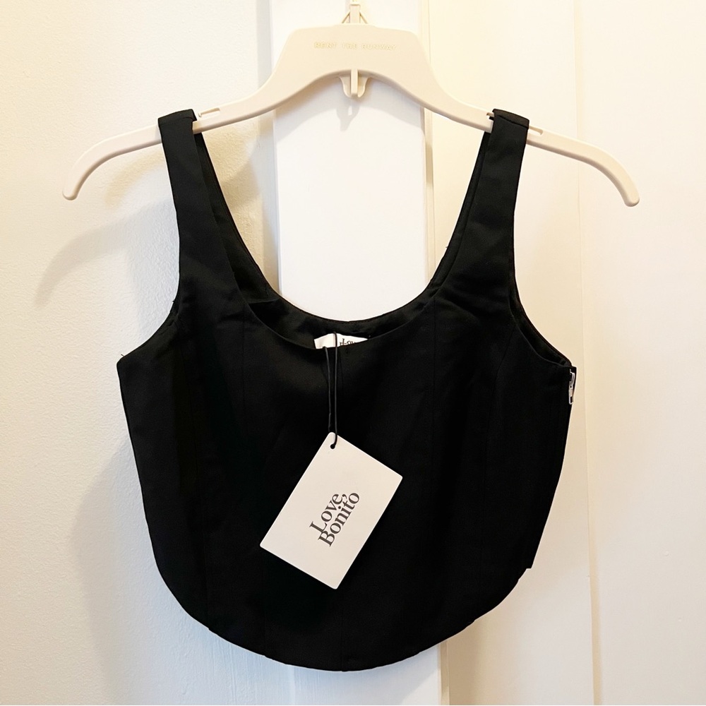 NWT‎ Love Bonito Zip Up Corset Crop Top